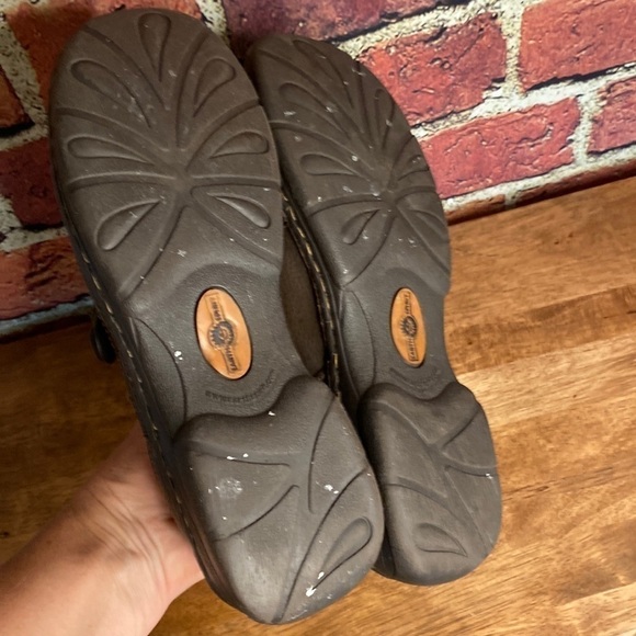 Earth Spirit Kenya-B Women's Leather Casual Brown Slip On Shoe Size 8.5 - Picture 14 of 14